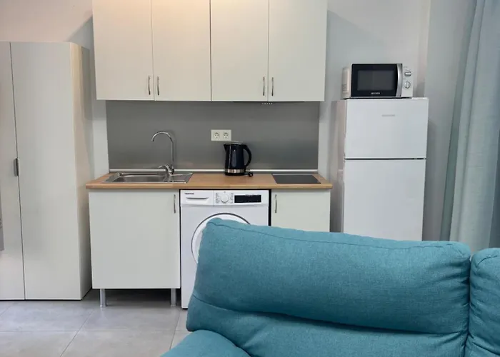 Apartamento 4 A 10 Min Caminando De La Estacion De Bus Y Tren Maria Zambrano